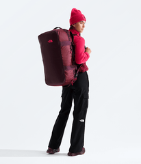 Base Camp Voyager Duffel62L TNF Burgundy CrushDeep BurgundyLali Guran MODELBACK