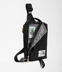 Berkeley Field Bag TNF INT