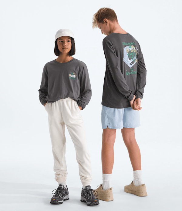 Boys Girls Evolution Disconnect LongSleeve TeeGraphic TNF Anthracite Grey Main