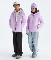Boys Girls THERMOBALL Hooded Jacket TNF Lite Lilac Main