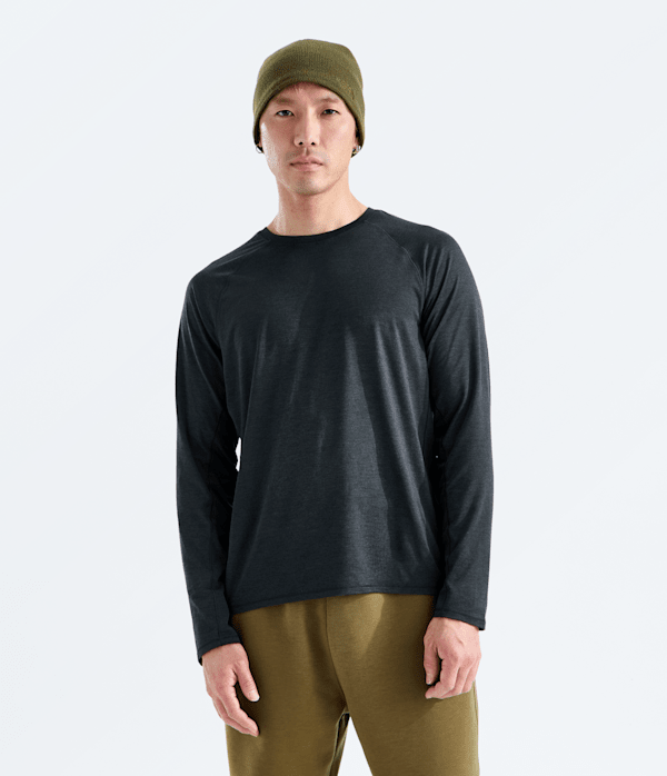 Mens Dynamic LongSleeve Tee TNF Main