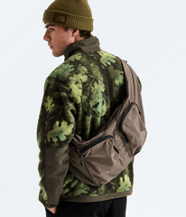 Never Stop Utility Sling TNF MODELBACK