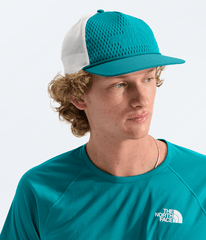 Runner Trucker Hat TNF MODELBACK