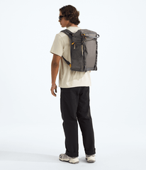 Universal Daypack 20L TNF MODELBACK