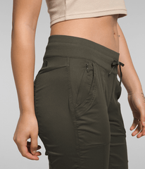 Womens Aphrodite 20 Pants TNF MODEL34