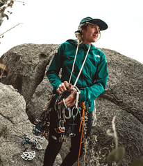 Womens Summit Series Off Width Jacket TNF Main