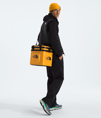 Base Camp Cooler 15 Qt TNF MODELBACK