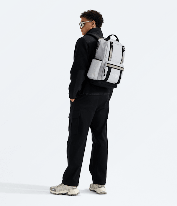 Base Camp Daypack  25L TNF Cumulus CloudTNF Black MODELBACK
