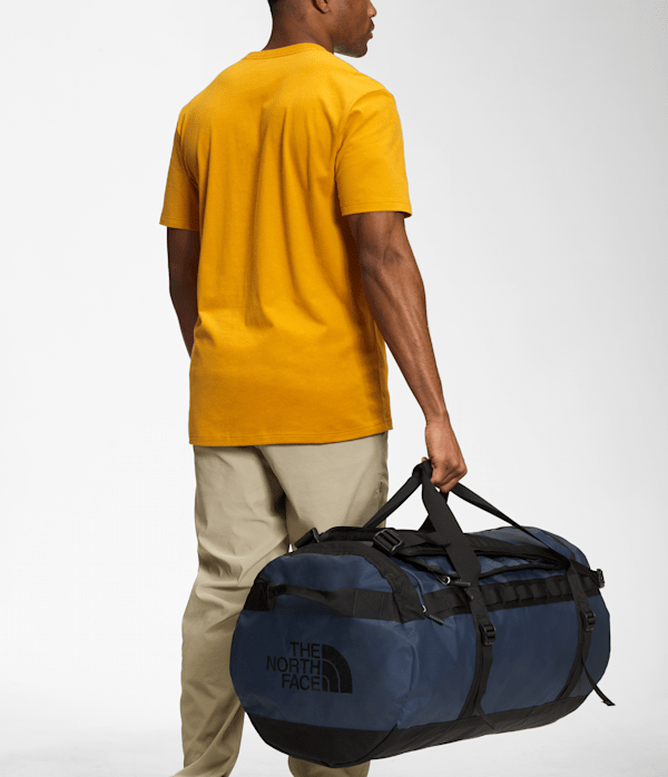 Base Camp DuffelL TNF MODELBACK