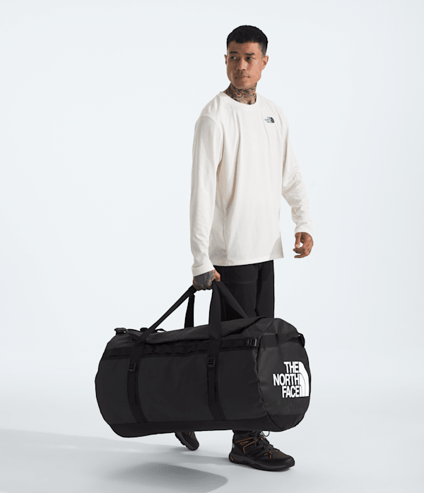 Base Camp DuffelXL TNF TNF BlackTNF White MODELBACK