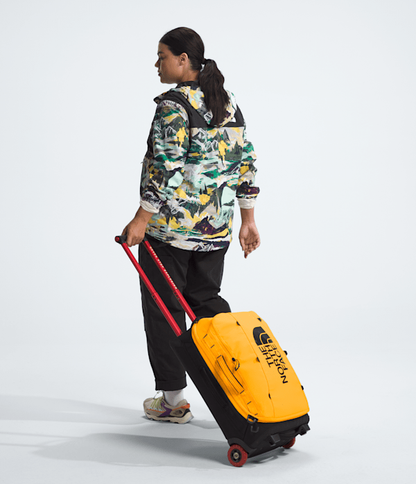 Base Camp Rolling Thunder22 TNF Summit GoldTNF Black MODELBACK