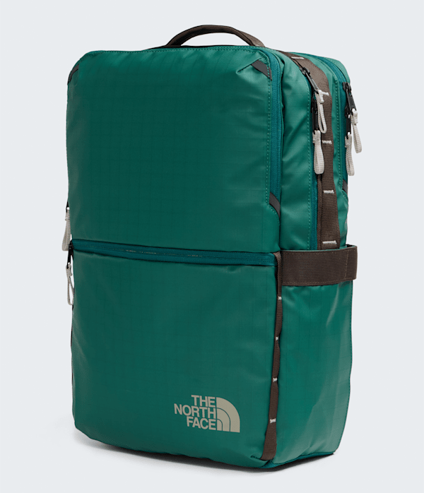 Base Camp Voyager Daypack  26L TNF FRONT34