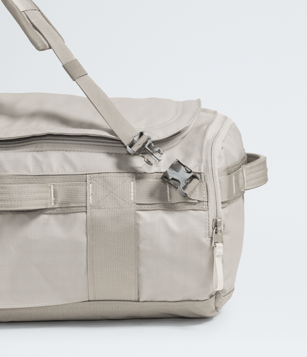 Base Camp Voyager Duffel32L TNF SoapstoneStone Slab ALT3