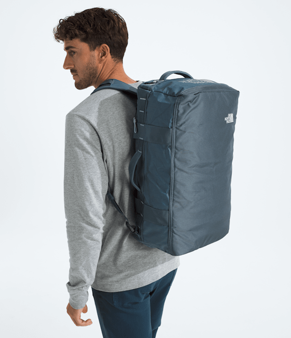 Base Camp Voyager Duffel42L TNF Granite GreyFrost Grey MODELBACK