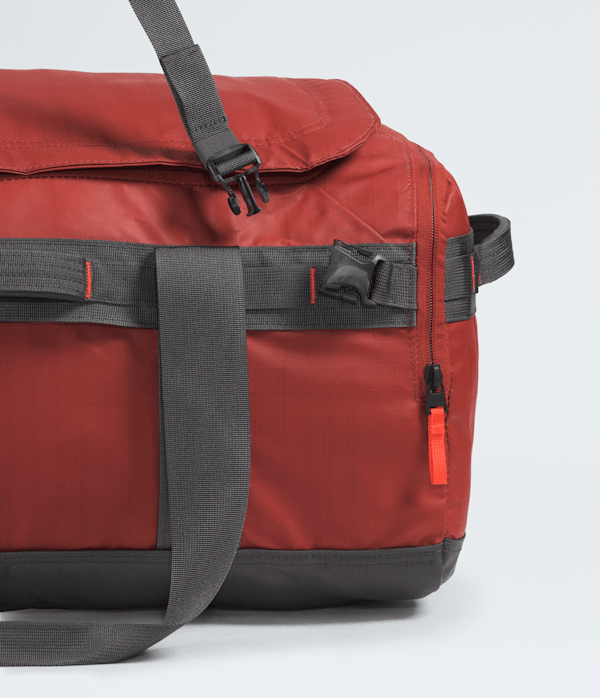 Base Camp Voyager Duffel62L TNF Iron ClayAnthracite GreyLava Red ALT3