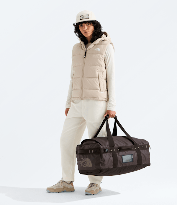Base Camp Voyager Duffel62L TNF Dark ChesnutGarnet MODELBACK