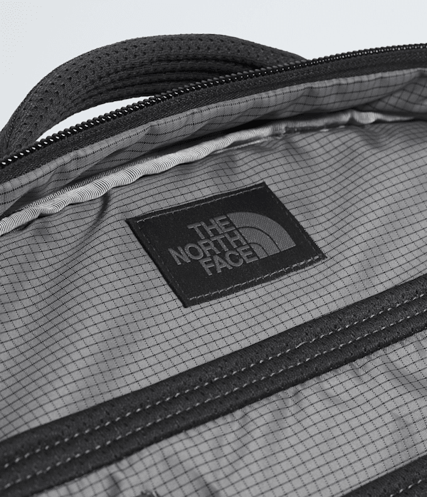 Base Camp Voyager Pro Travel Pack  36L TNF ALT1