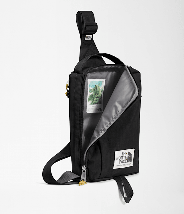 Berkeley Field Bag TNF INT
