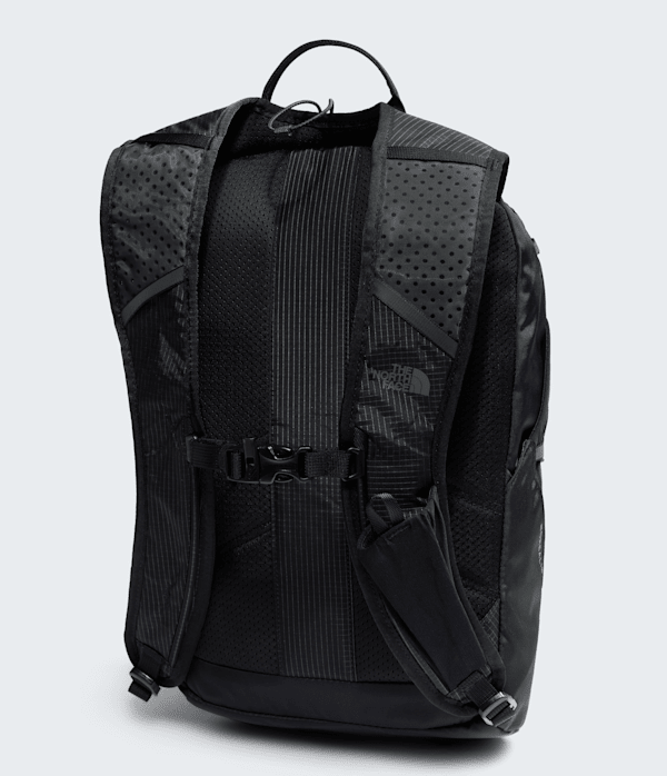 Borealis Trail 16 Backpack TNF TNF Black BACK