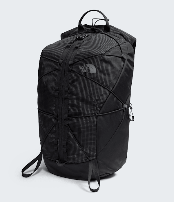 Borealis Trail 16 Backpack TNF TNF Black FRONT34