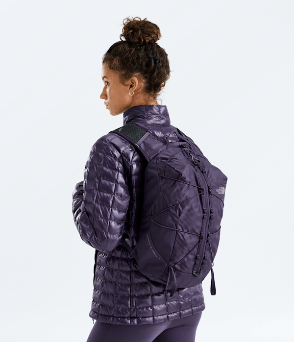 Borealis Trail 16 Backpack TNF Endless Dusk MODELBACK