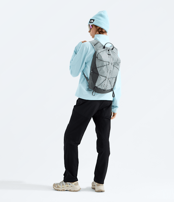 Borealis Trail 16 Backpack TNF High Rise GreySmoked Pearl MODELBACK