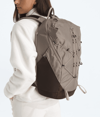 Borealis Trail Backpack  26L TNF Mocha BrownSmokey Brown MODELBACK