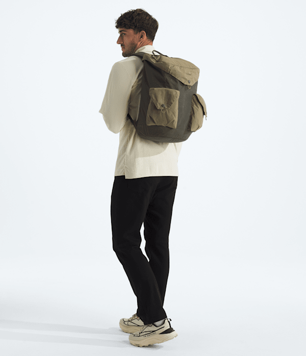 Glen Canyon Rucksack  295L TNF MODELBACK