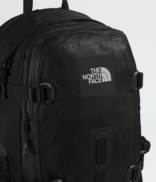 Hot Shot Base Camp Backpack  275L TNF DETAIL3