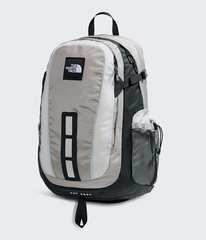 Hot Shot SE Backpack  30L TNF Stone SlabCumulus Cloud FRONT34