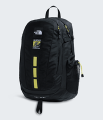 Hot Shot SE Patch Backpack  30L TNF FRONT34