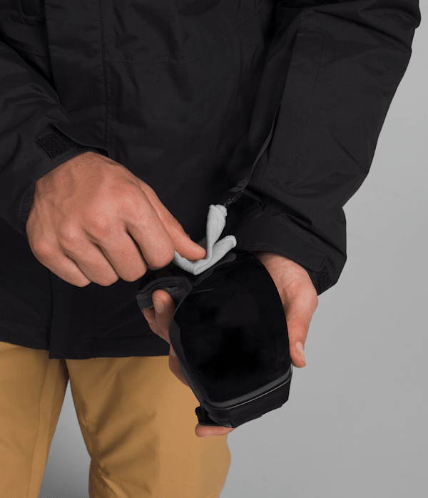 Mens Freedom Insulated Jacket TNF TNF Black ALT1