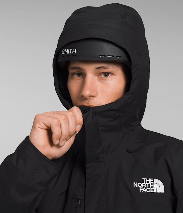 Mens Freedom Insulated Jacket TNF TNF Black MODELHOOD2