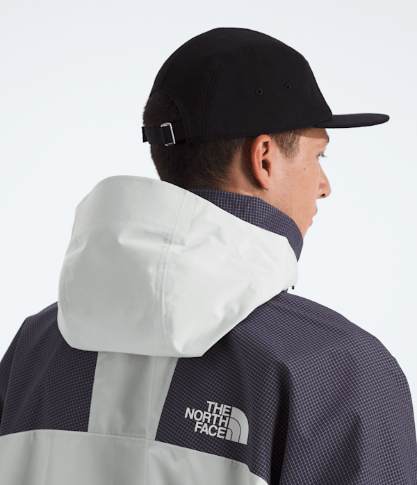 Mens HKE Devils Thumb GORETEX Jacket TNF MODELHOOD2