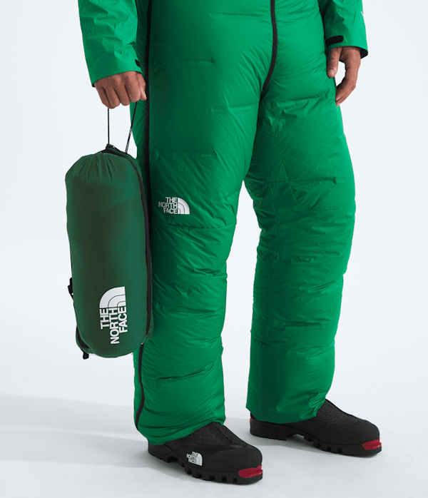 Mens Summit Series CLOUD DOWN AMK Parka TNF MODELALT6