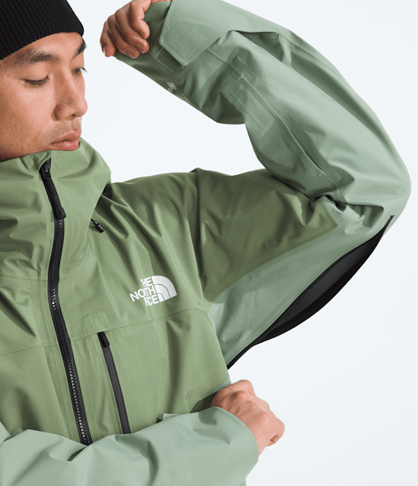 Mens Summit Series Eastwall GORETEX Jacket TNF MODELALT2
