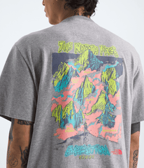 Mens TNF Essential Expedition Series ShortSleeve TeeGraphic TNF TNF Pale Grey Heather HERO2