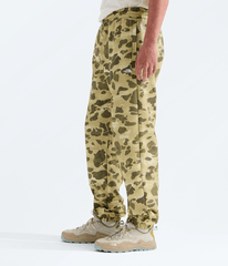 Mens TNF Essential Simple Dome PantsPrint TNF MODEL34