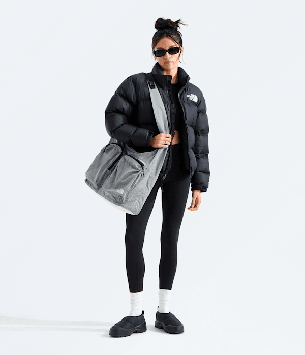 Never Stop Tote TNF MODELBACK