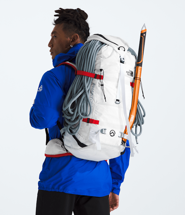 Phantom 38 Backpack TNF MODELBACK