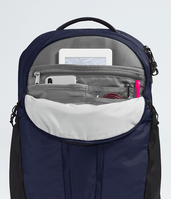 Surge Backpack  31L TNF DETAIL1