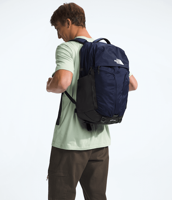 Surge Backpack  31L TNF MODELBACK