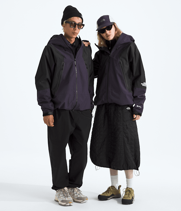 Unisex HKe Spectra GORETEX Mountain Light Jacket TNF Endless Dusk HERO2