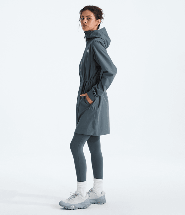 Womens DRYVENT Hikesteller Parka TNF MODEL34