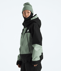 Womens GORETEX Hex Jacket TNF MODEL34