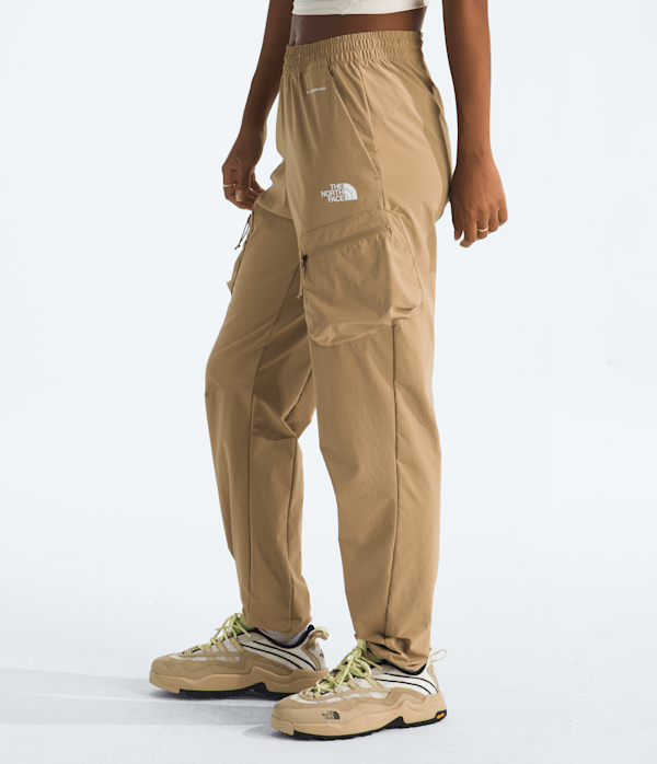 Womens Packable Regular Straight Joggers TNF MODEL34