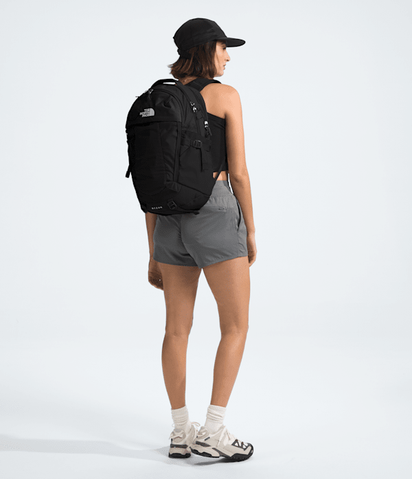 Womens Recon Backpack  30L TNF TNF BlackTNF Black MODELBACK