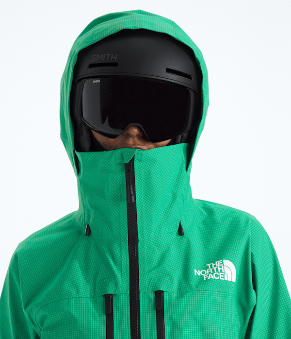 Womens Summit Series Tsirku GORETEX Pro Jacket TNF MODELHOOD2