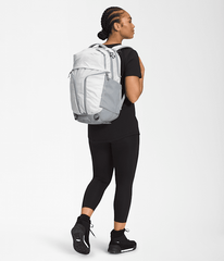 Womens Surge Backpack  31L TNF TNF White Metallic MelangeMid Grey MODELBACK