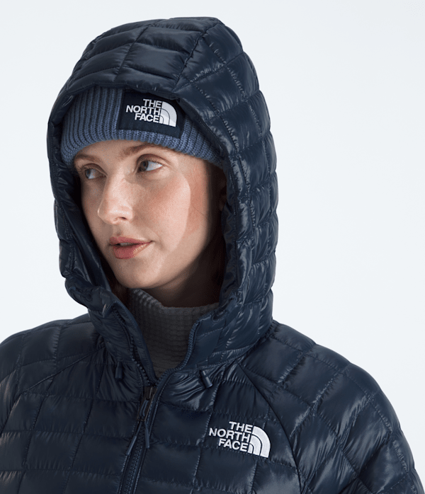Womens THERMOBALL Hooded Parka TNF Summit Navy MODELHOOD2